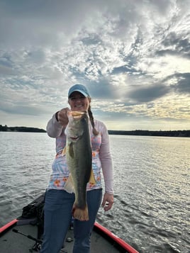 Largemouth Bass Fishing in Lake Ozark, Missouri