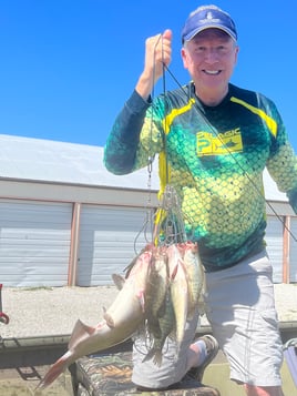 Crappie fishing on Mark Twain Lake in Northeast Missouri