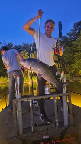 Missouri Bowfishing