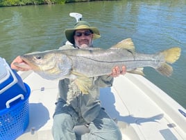 Inshore Fishing Trip - 25’ shearwater