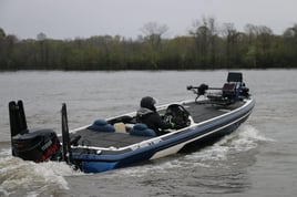 Sniping Giant Crappie with Livescope