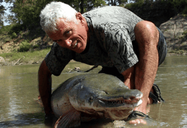 Alligator Gar Fishing in Palestine, Texas