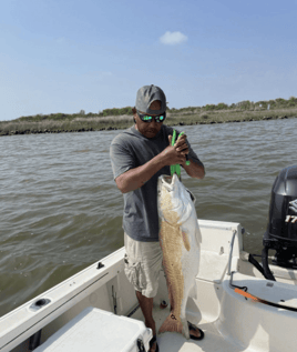 6-Hour Fishing Trip - 21’ SeaHunt