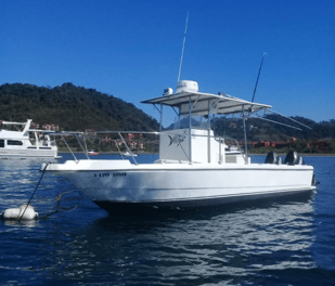 Fishing in Playa Herradura