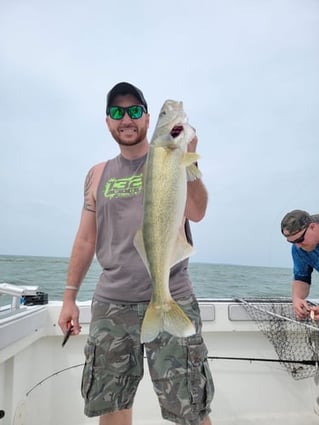 Lake Erie Caster - 37' Pace