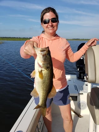 Lake Okeechobee Largemouth Hookfest