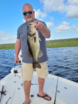 Lake Okeechobee Largemouth Hookfest