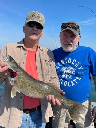 Full Day Walleye Hunt