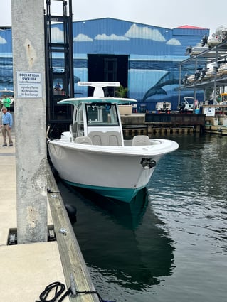 2023 31' Sportsman - Fish and Fun Destin