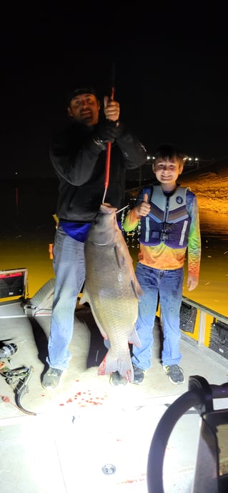 Bowfishing Charter