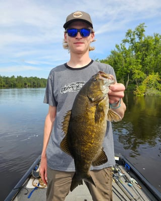 Walleye or Smallmouth Bass - Half Day Trip