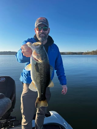 Lake Guntersville Fishing | 4 To 8 Hour Charter Trip