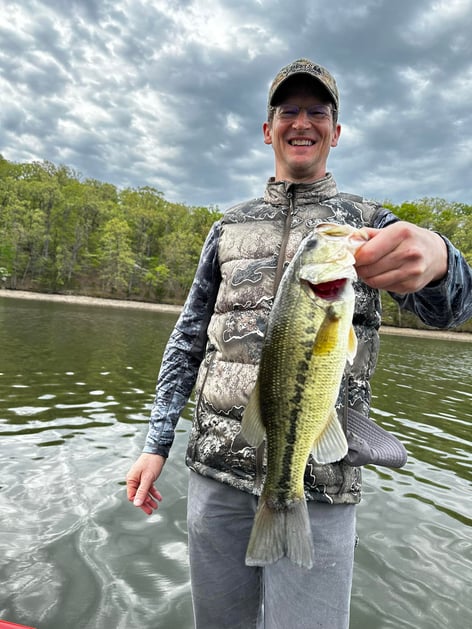 Largemouth Bass Fishing in Lake Ozark, Missouri