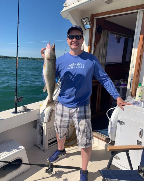 Walleye Fishing in Grand River, Ohio