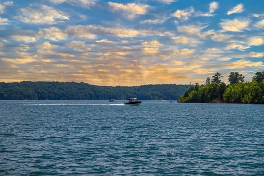 Photo of lake in Georgia, USA