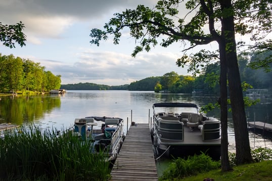 Photo of pontoon boat on lake in Wisconsin, USA