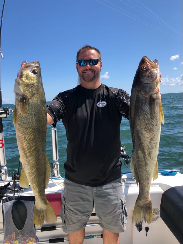 Lake Erie Walleye Hunt