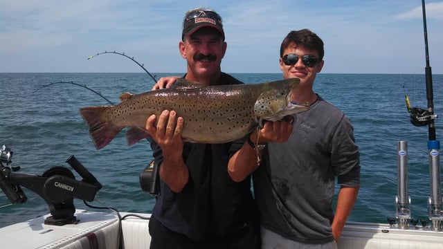 Trophy Trout and Salmon Trolling