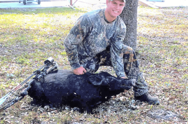 Wild Boar Bowhunting Fun!