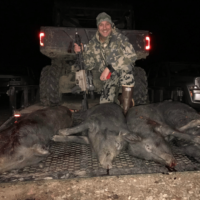 Hog Hunting in Dodd City, Texas