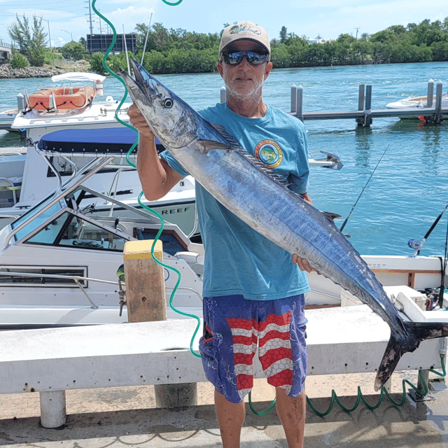 8 Hr Offshore Charter Big Game