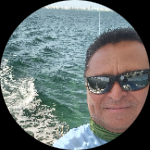 Profile photo of Captain Experiences guide Felipe