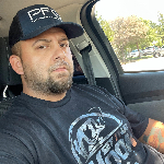 Profile photo of Captain Experiences guide Larry