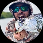 Profile photo of Captain Experiences guide Gage