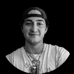 Profile photo of Captain Experiences guide Andres