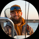 Profile photo of Captain Experiences guide Elliott