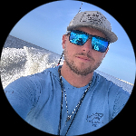 Profile photo of Captain Experiences guide Tyler