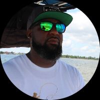 Profile photo of Captain Experiences guide Kevin