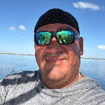 Profile photo of Captain Experiences guide Mario Mendez
