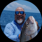Profile photo of Captain Experiences guide Rolando