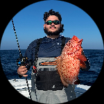 Profile photo of Captain Experiences guide Moe